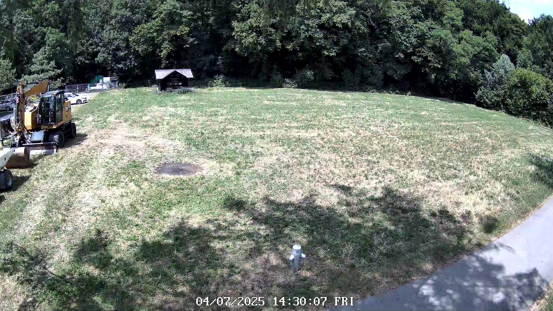 sportplatz_01.jpg sportplatz_01.jpg